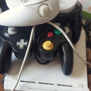White Wii Console & games